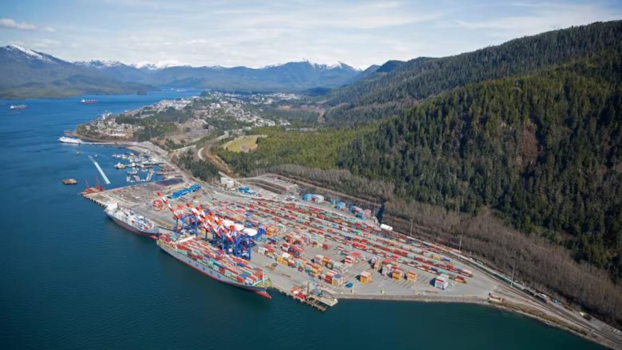 Des syndiqués s’opposent à des camions autonomes au port de Prince Rupert