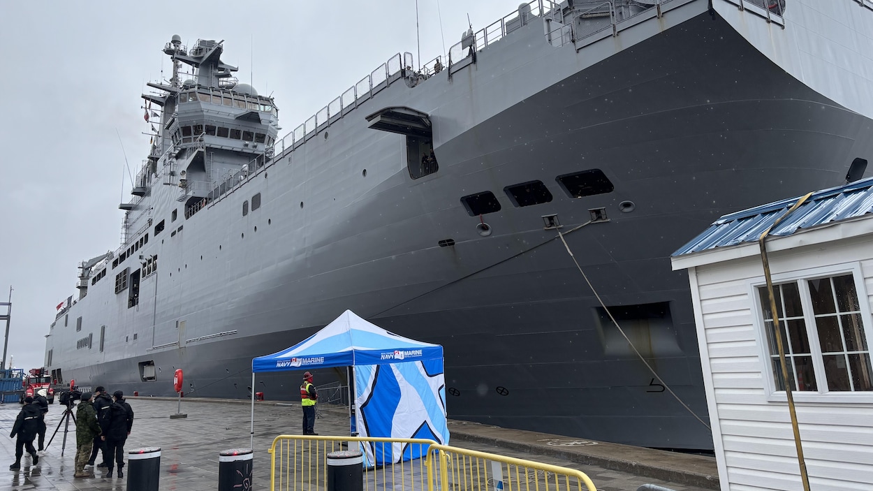 La marine française débarque au port de Québec
