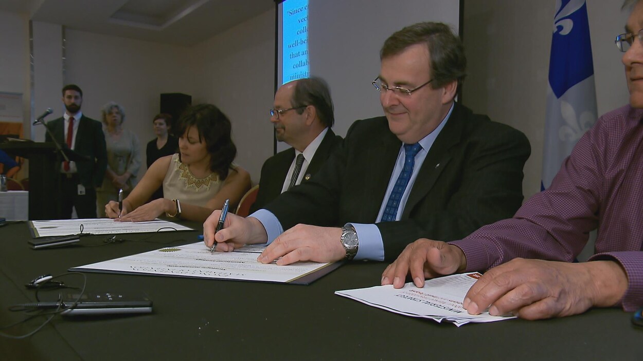 Signature d'intention de la stratégie ministérielle d'intégration professionnelle des Premières Nations et des Inuits.