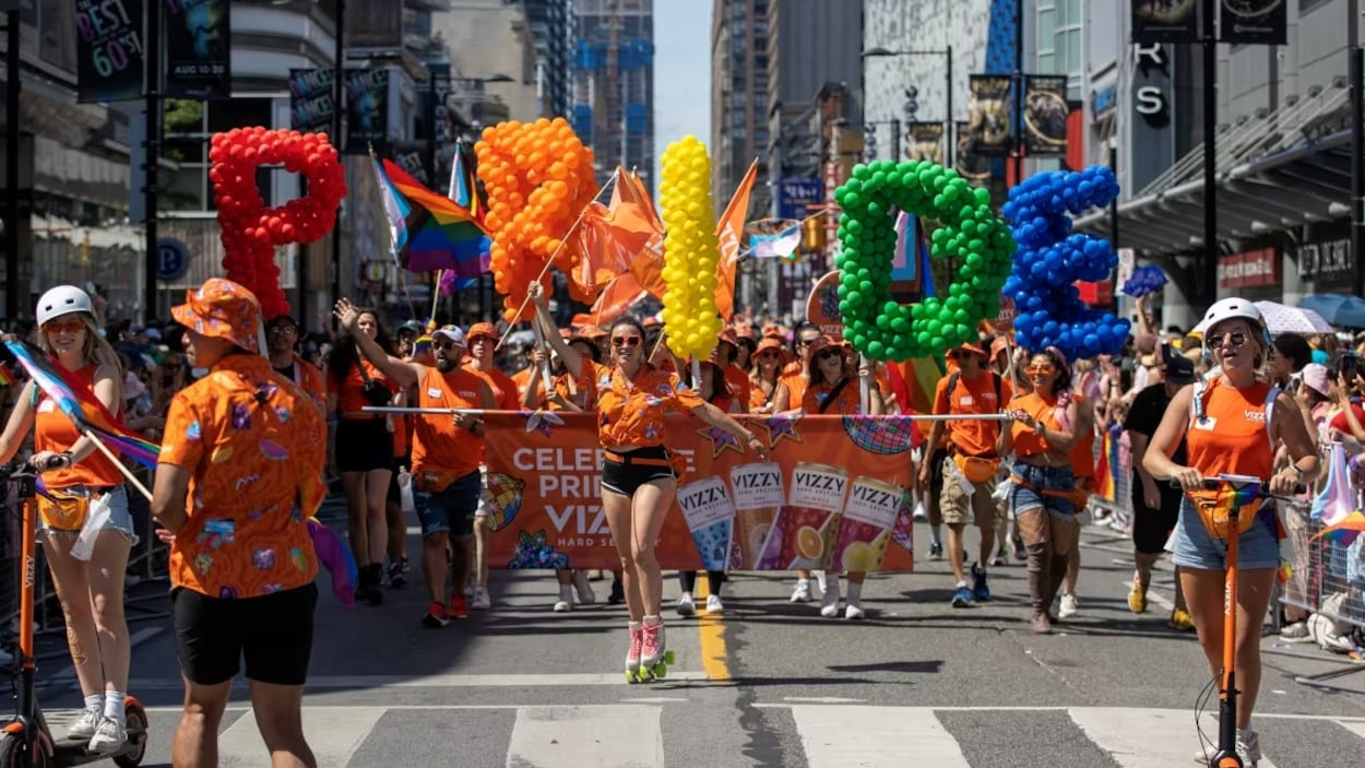 Les organismes de la Fierté de l’Ontario demandent un fonds pour leurs festivals