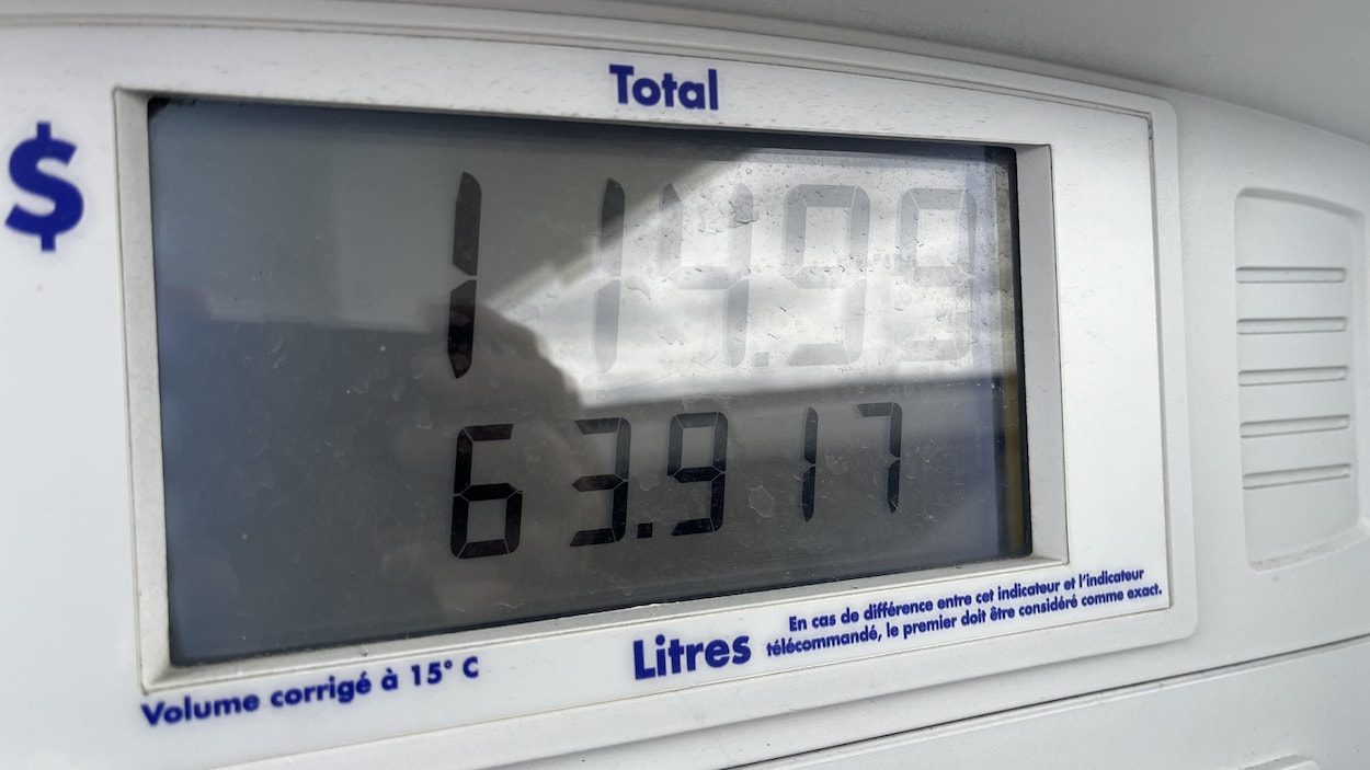 Faire le plein d’essence coûte cher à des automobilistes près de Drummondville