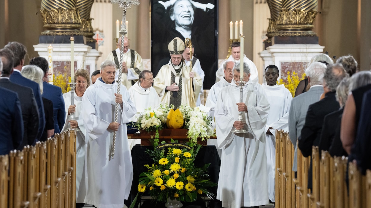 Ultime hommage à Jean-Pierre Ferland : « une chance qu’on s’est eus »