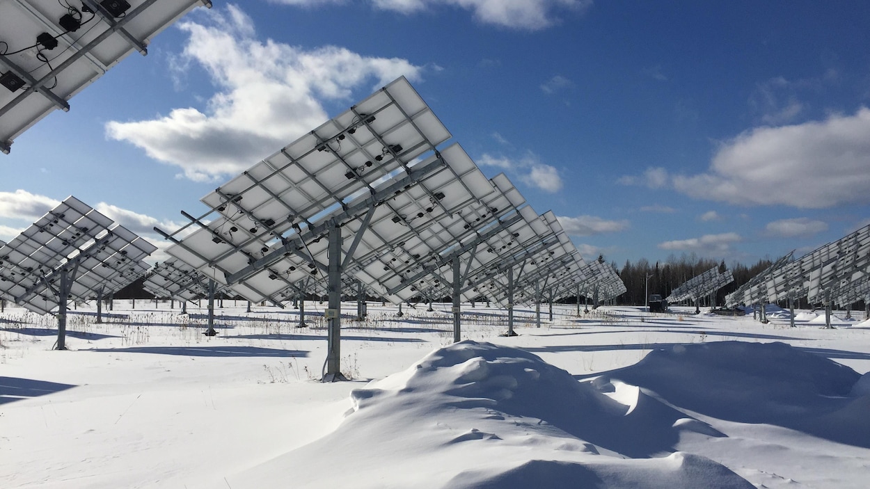 Le manque de capacité du réseau nuit aux projets solaires sur la Côte-Nord