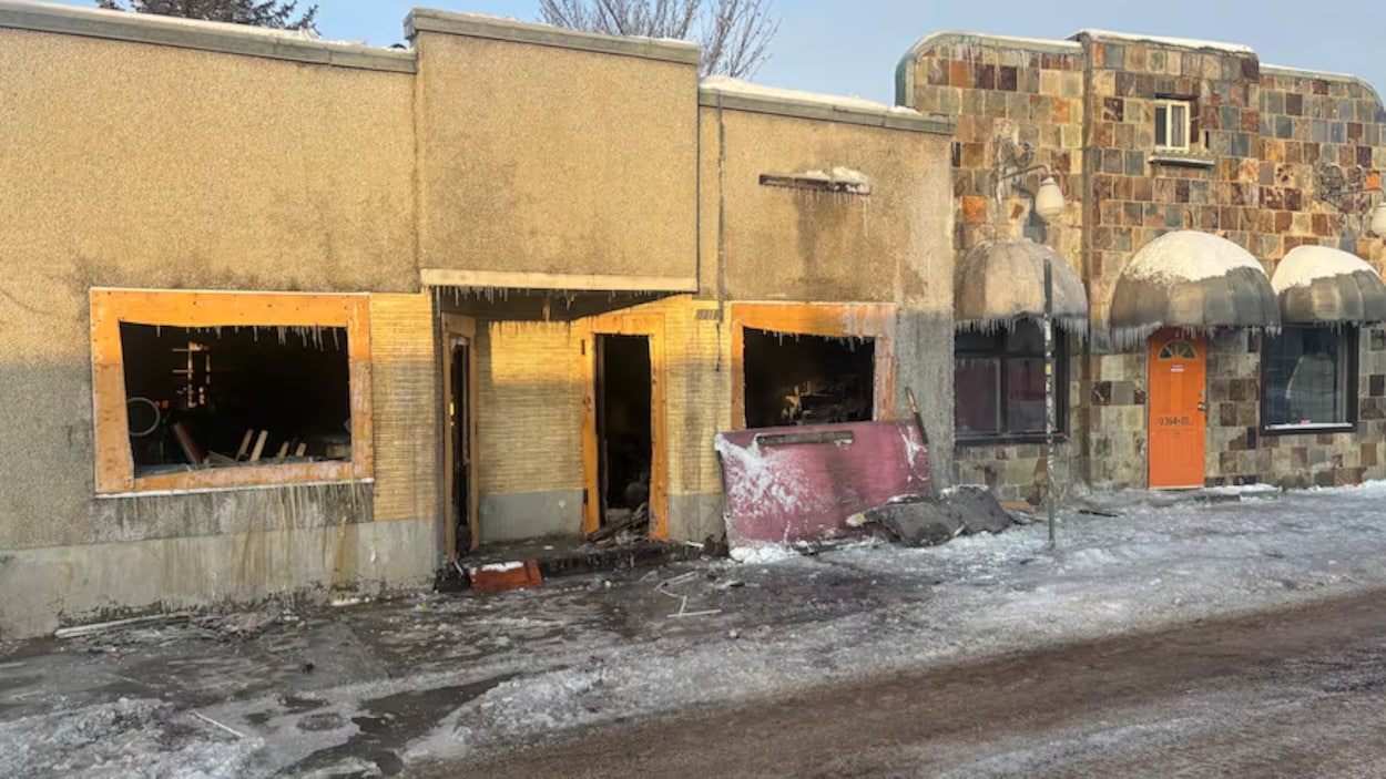 Des municipalités en Alberta pour la modification des règles sur les commerces à l’abandon