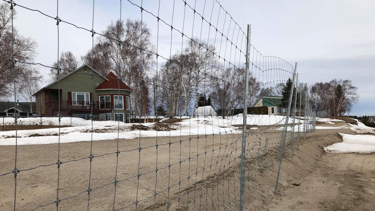 Des propriétés de la pointe Langevin menacées par l'érosion des berges