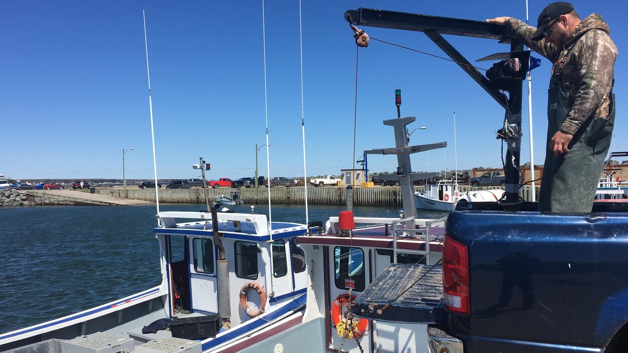 Des arts visuels au quai de PetitRocher RadioCanada.ca