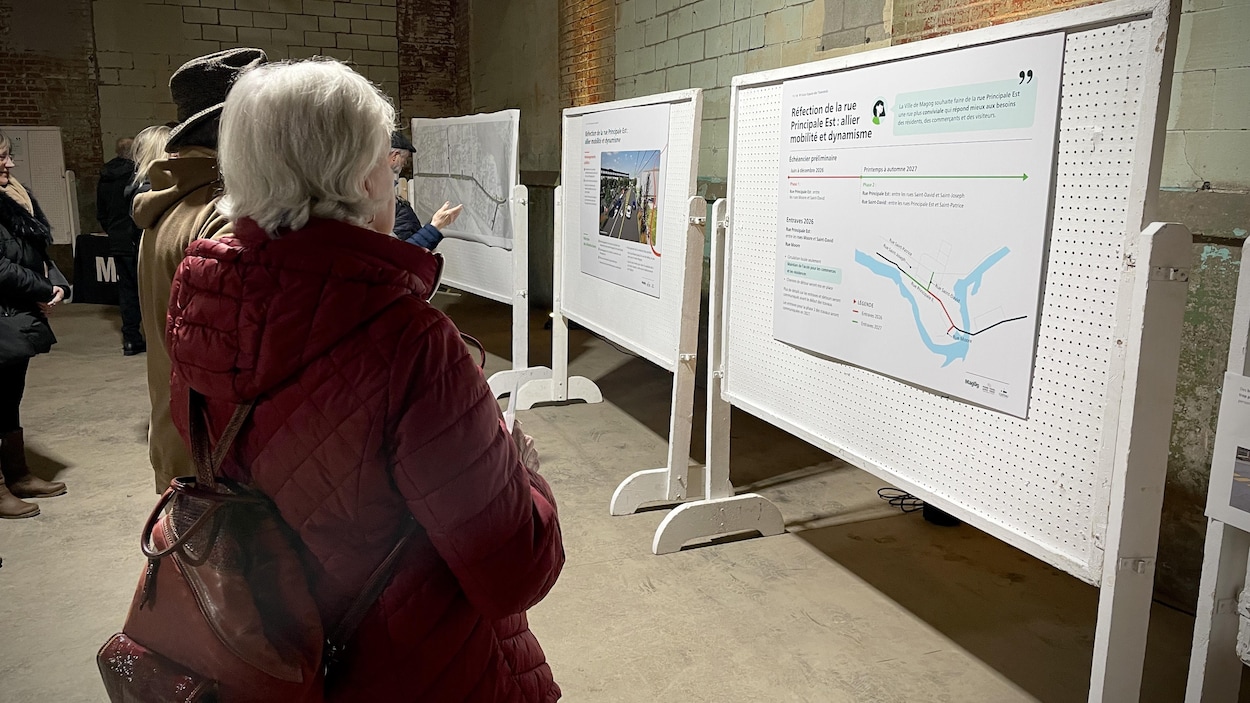 Des curieux découvrent l’avenir du quartier des Tisserands à Magog