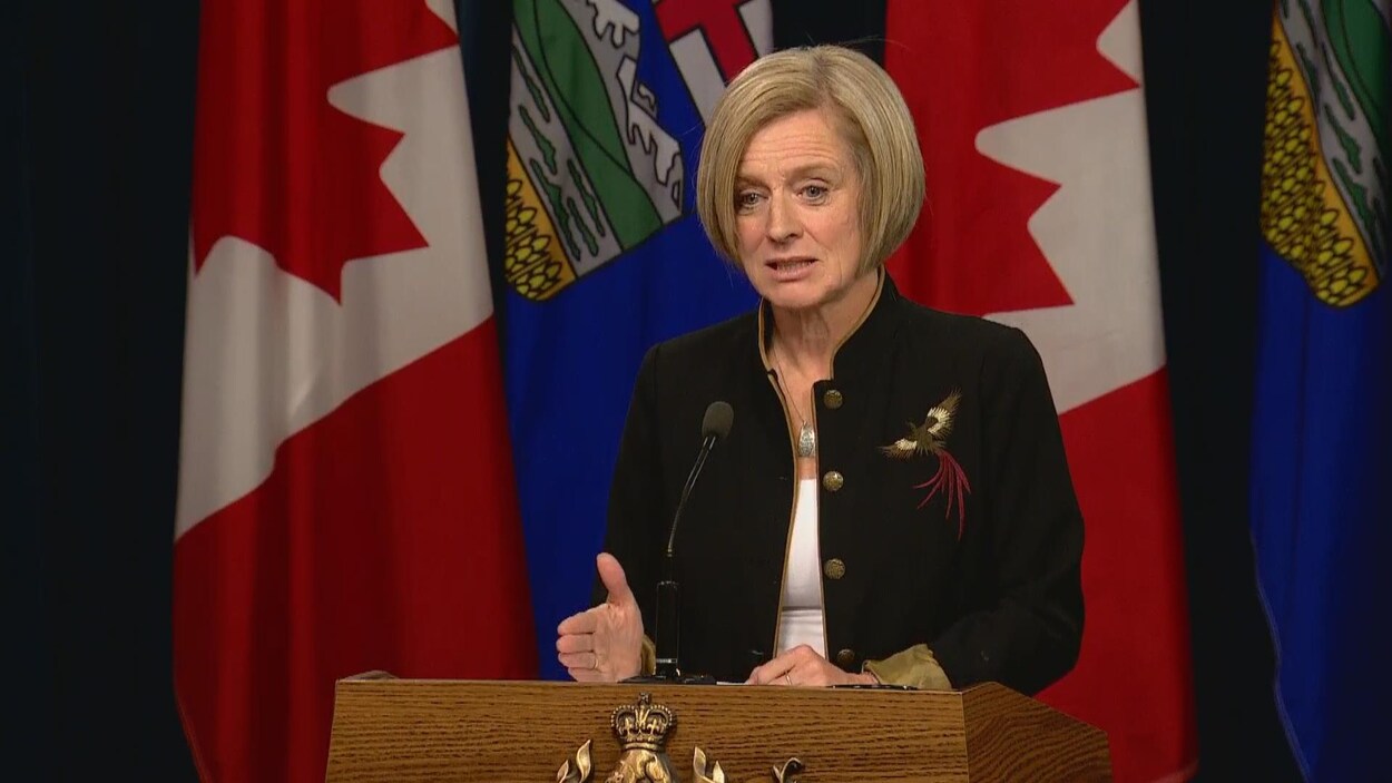 Lors d'une conférence de presse jeudi, Rachel Notley a appelé le gouvernement fédéral « a en faire plus » pour soutenir l’Alberta contre la Colombie-Britannique.
