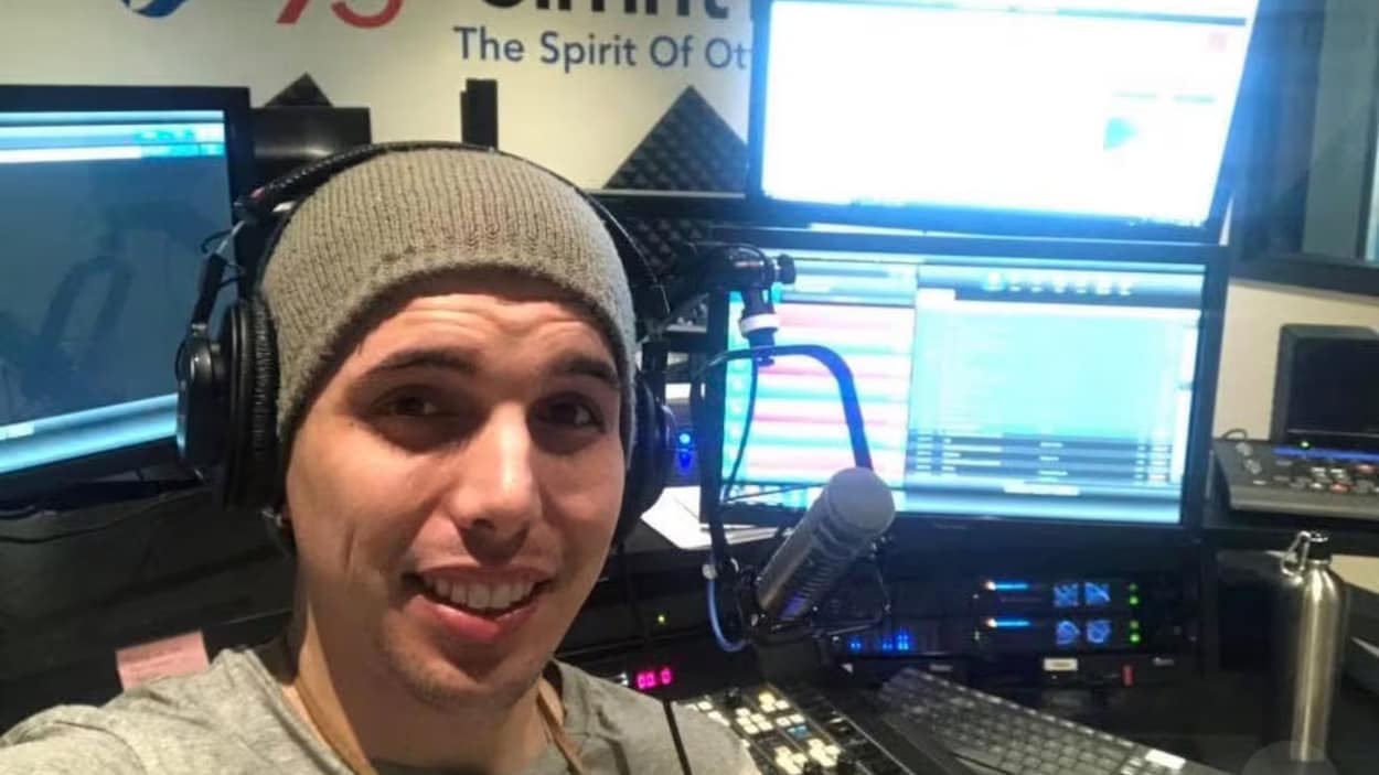 Le CRTC pousse pour la création de radios autochtones à Ottawa et Toronto