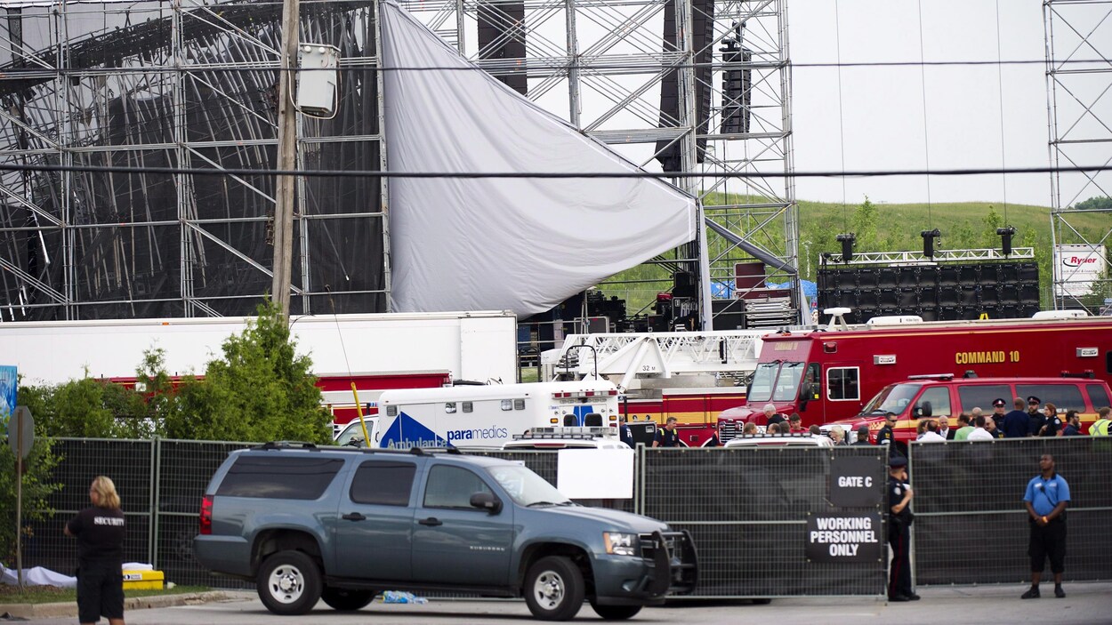 Les véhicules d'urgence au parc Downsview le 16 juin 2012.