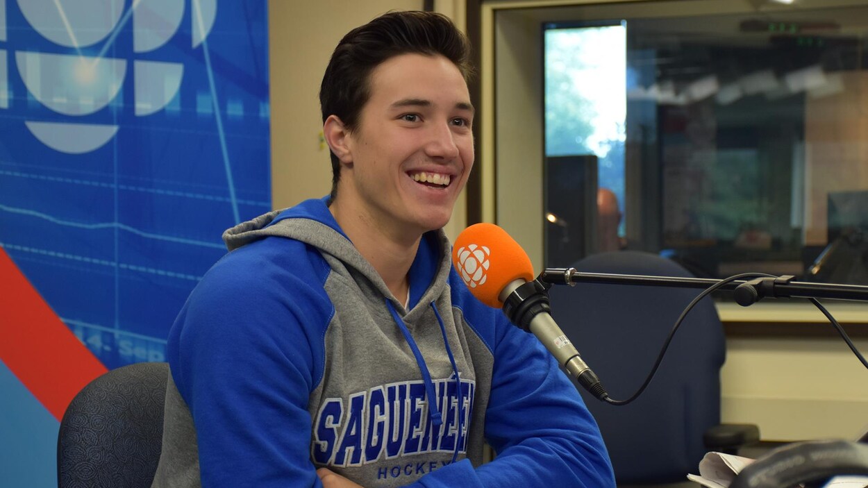 Rafaël Harvey-Pinard en studio.