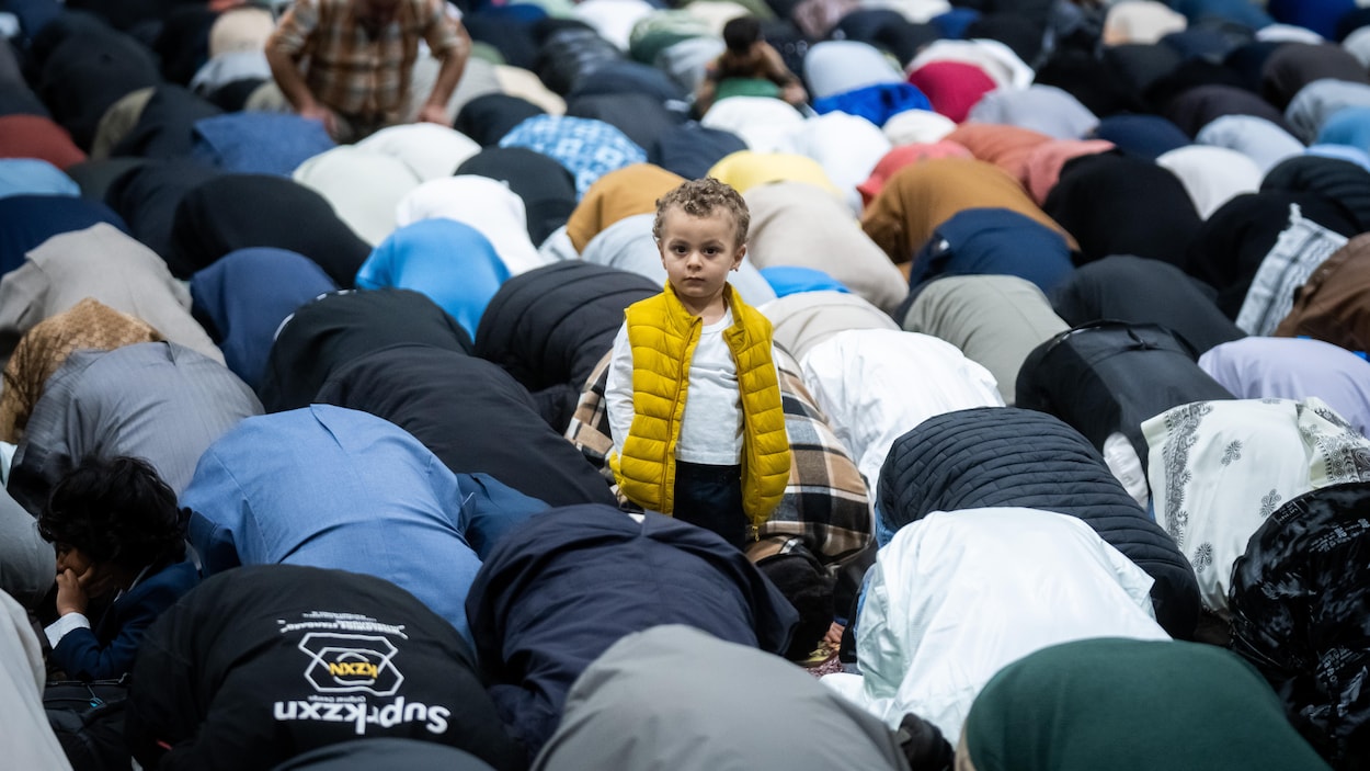 Des milliers de musulmans fêtent l’Aïd el-Fitr, la fin du ramadan, à Vancouver