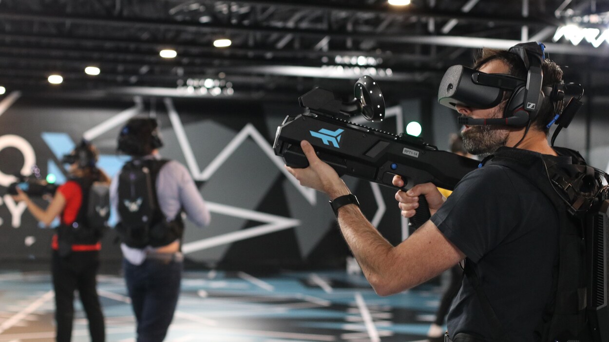 Le premier centre de réalité virtuelle en déplacement libre du Québec ...