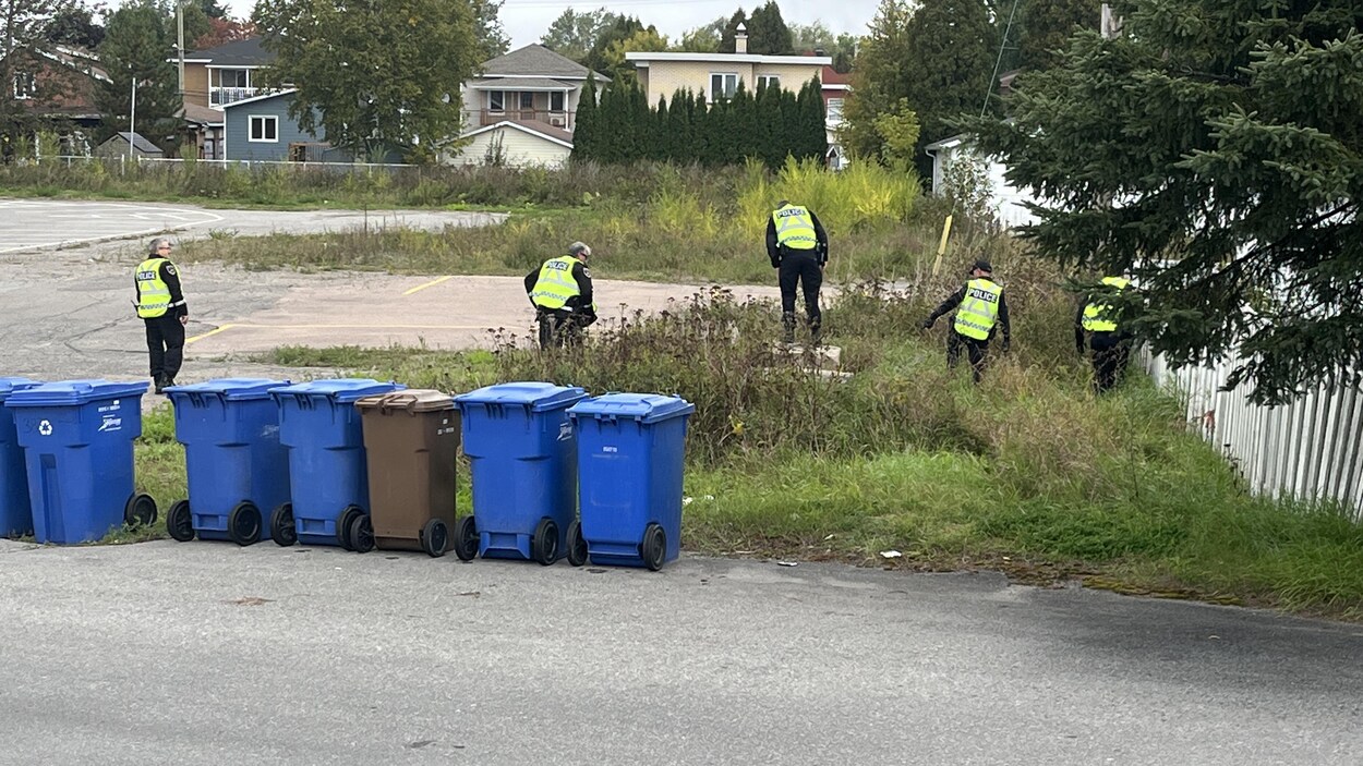 Homme blessé par balle à Jonquière le poste de commandement a quitté