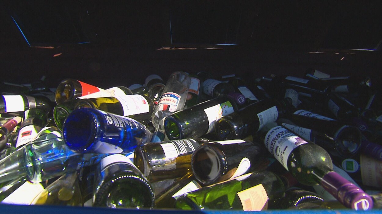 Un projet pilote de dépôt volontaire du verre en Estrie.