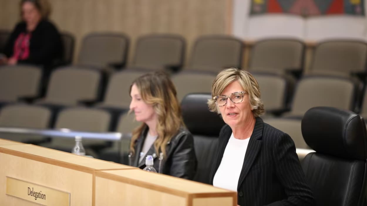 Les 3 fonctionnaires les mieux payés par la Ville de Regina en 2025 ne sont plus en poste
