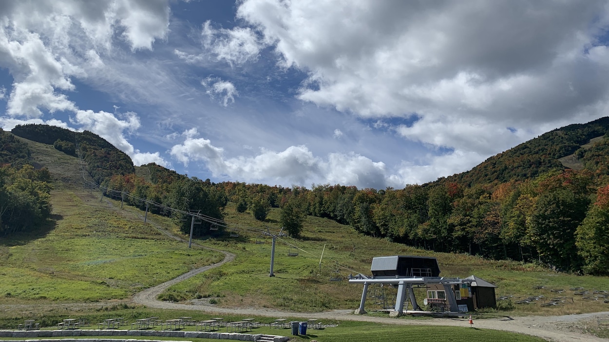 Les travaux sont commencés pour les sentiers de vélo de montagne au Mont-Orford