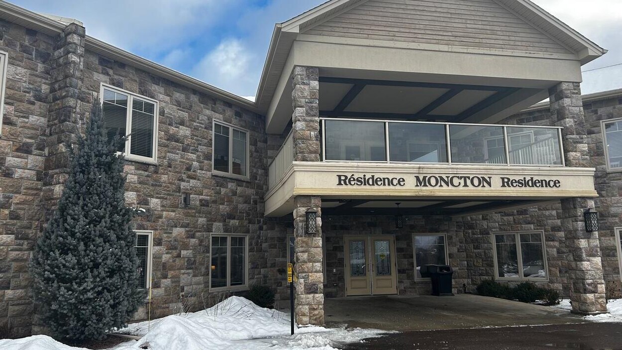 Après une semaine sans téléphone, le service est enfin rétabli à la