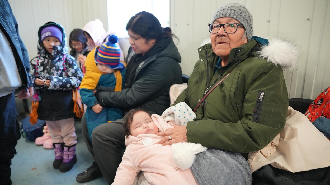 Kashechewan: un organisme aide les évacués en fournissant des produits menstruels