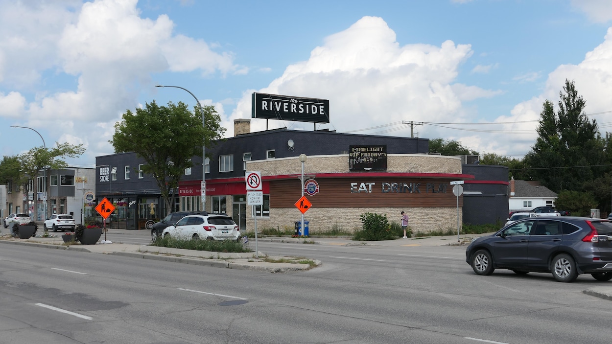 Une Montréalaise refusée l’entrée dans un bar de Calgary après un malaise à Winnipeg