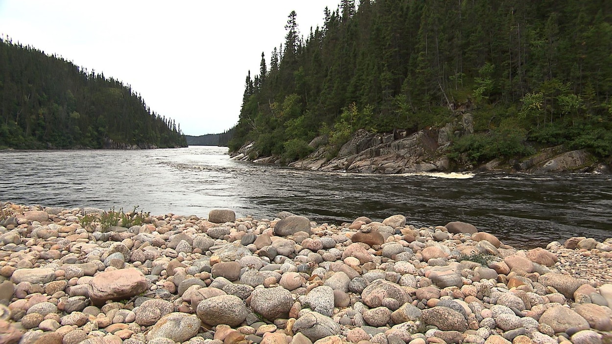 La rivière Moisie est réputée pour ses paysages magnifiques.