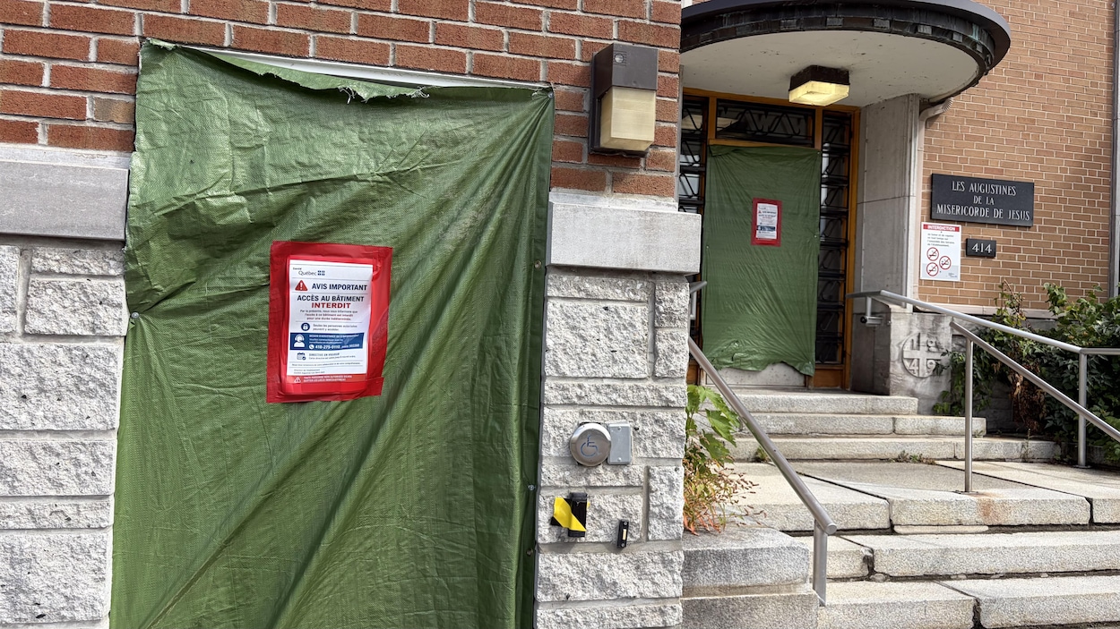 Des résidus d’amiante découverts à l’hôpital de Roberval