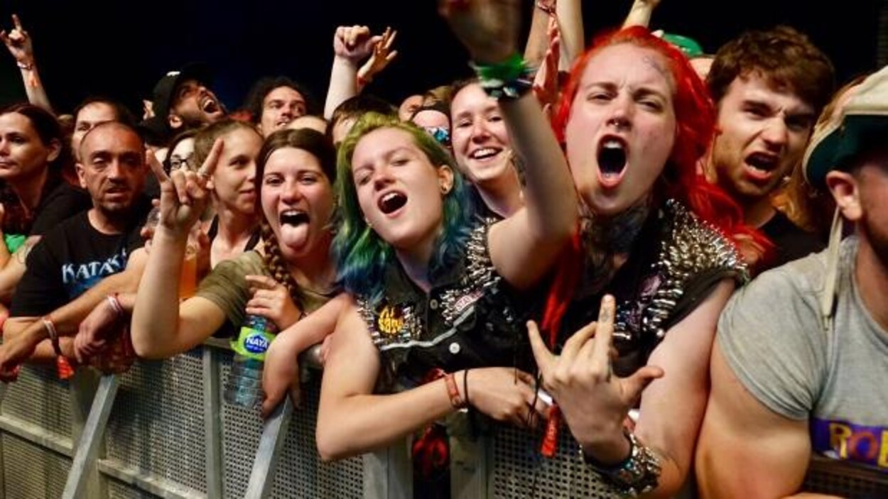 Une foule au Rockfest Une foule au Rockfest
