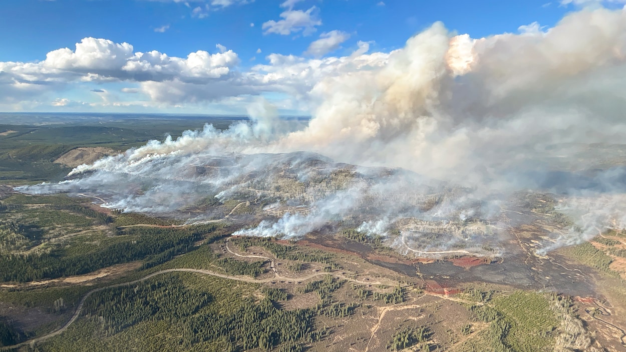 Feux de forêt : alerte d’évacuation maintenue dans le comté de Clearwater