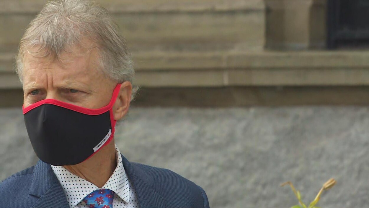 Le Parti libéral du NouveauBrunswick dévoile son fantôme