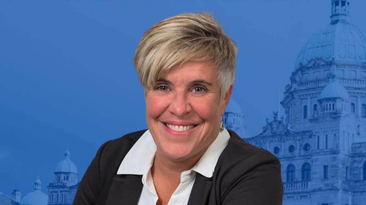 Frustrée par le leadership de Findlay, Rosalyn Bird quitte les conservateurs