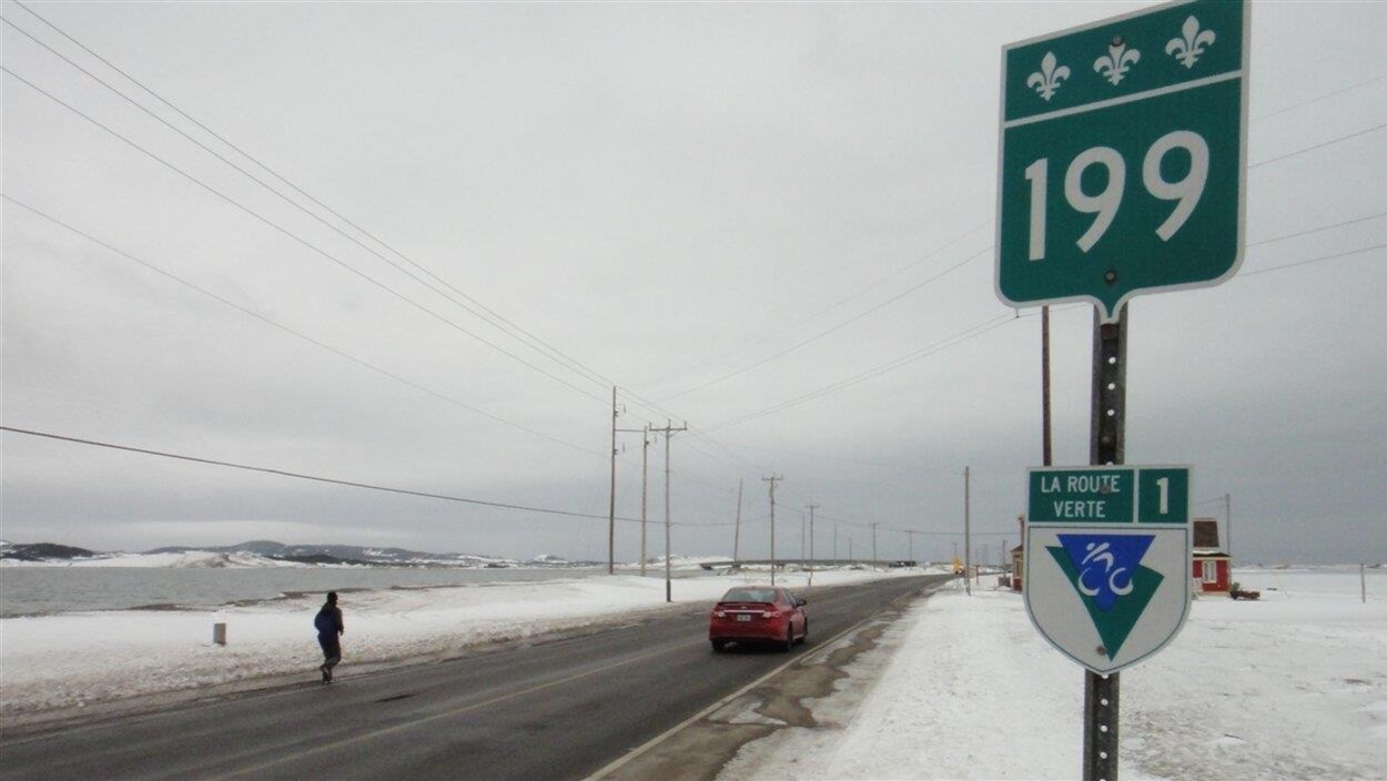 La route 199, l'hiver aux Îles-de-la-Madeleine