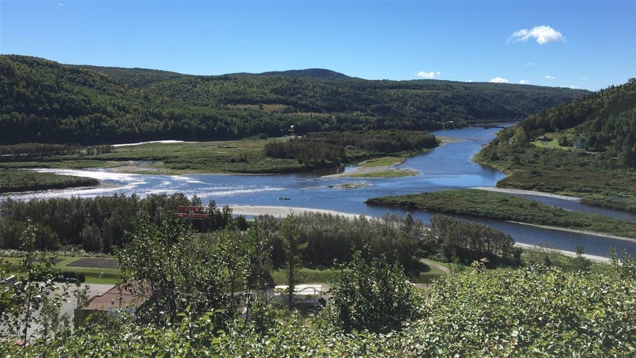 Les belvédères permettront de voir des paysages de la région. Les belvédères permettront de voir des paysages de la région.
