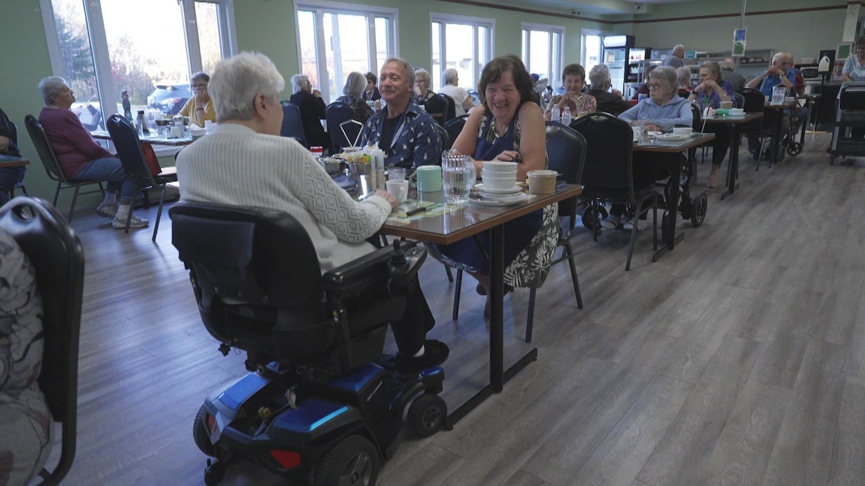 Des aînés dans l’incertitude : leur résidence délabrée fermera dans 1 an