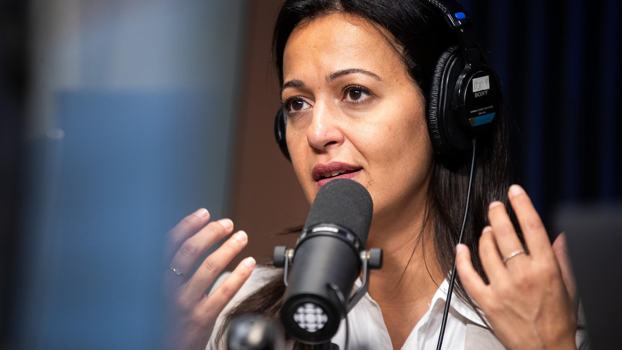 Ruba Ghazal soutient les travailleurs de l’usine Siemens Énergie à Trois-Rivières