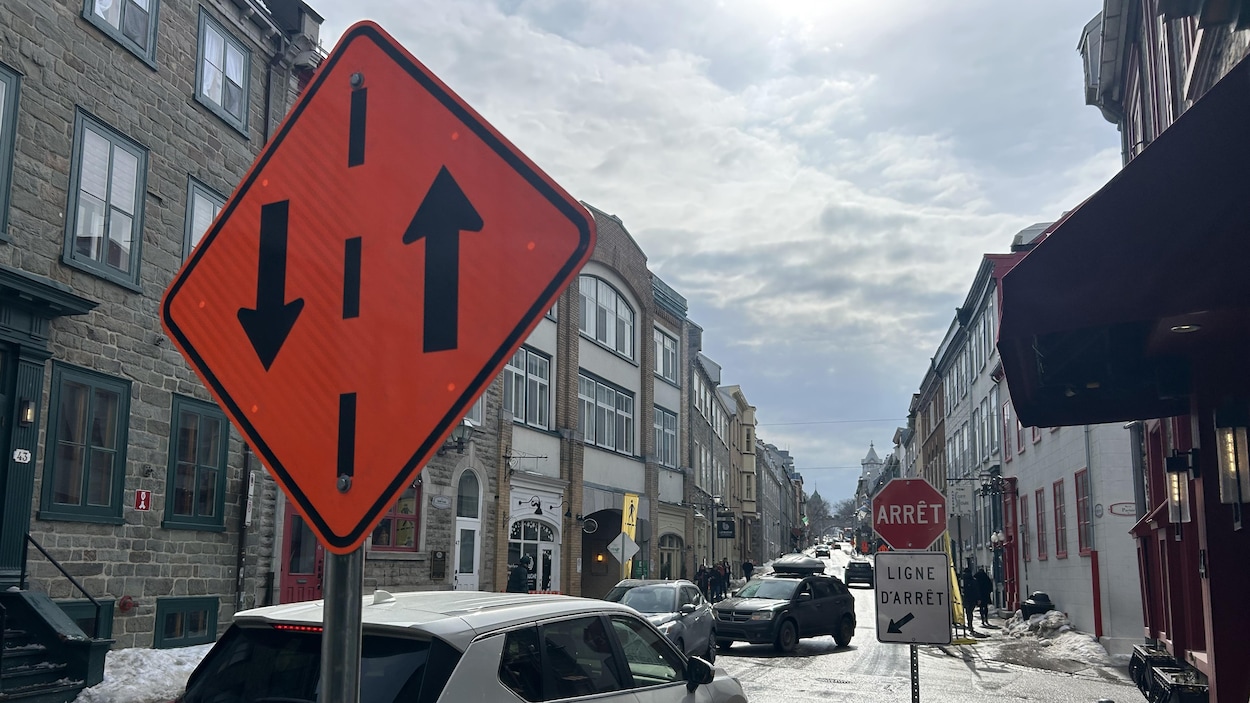 Début des travaux sur la rue De Buade dans le Vieux-Québec