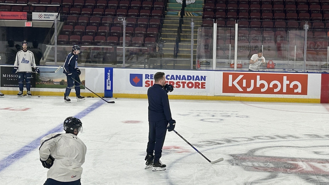 Félix Bibeau vit le tournoi de la Coupe Memorial sous un autre angle avec les Saguenéens