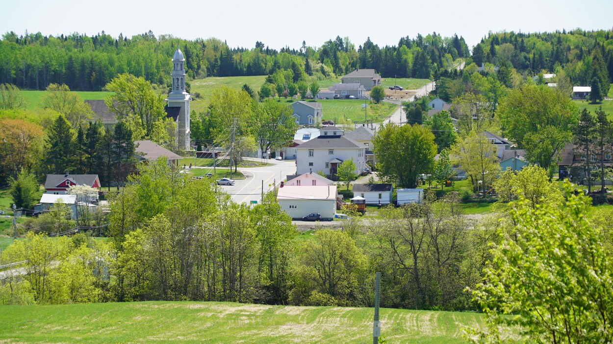 Opération séduction à SaintJosephdeKamouraska RadioCanada