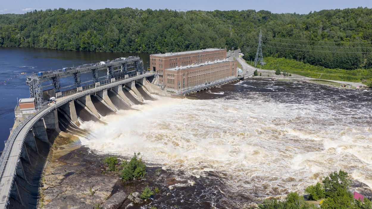 Hydro-Québec maintient son appel à la prudence sur la rivière Saint-Maurice