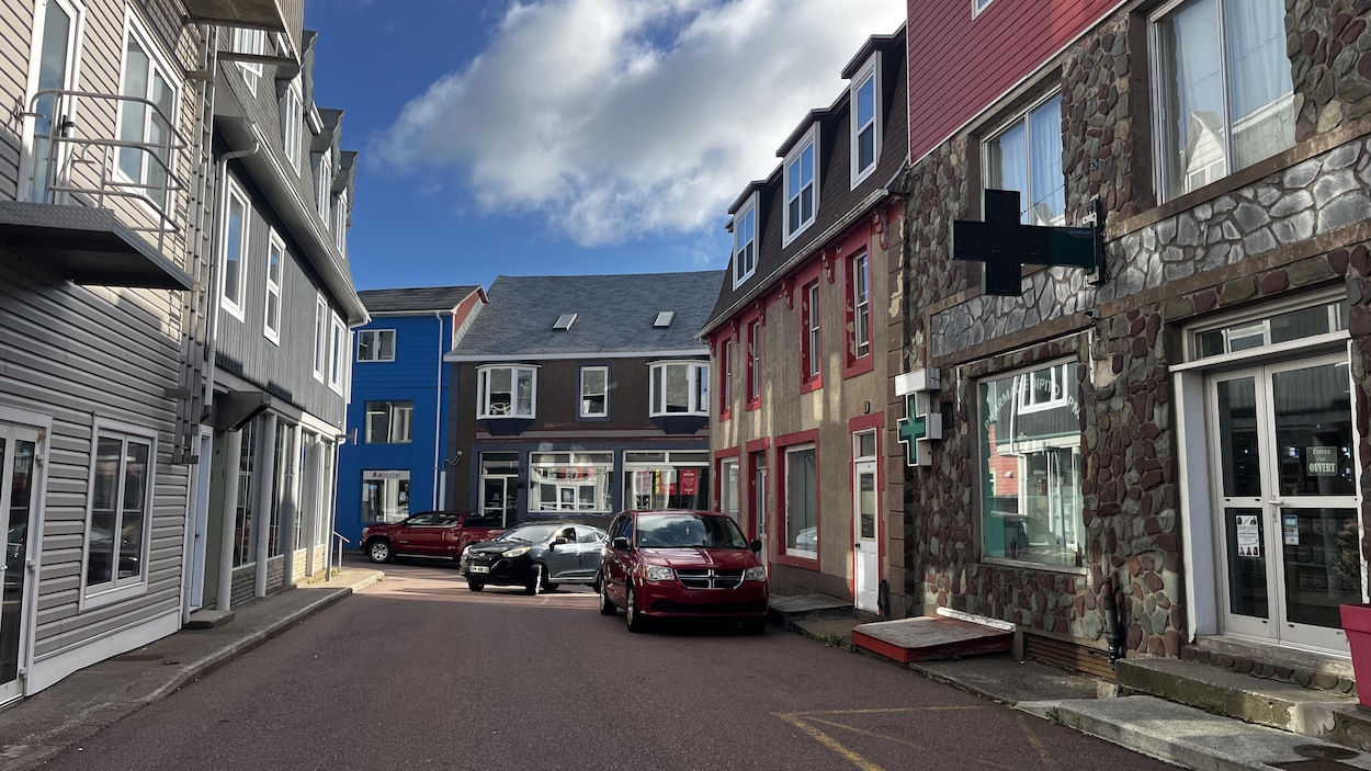 À Saint-Pierre-et-Miquelon, Macron et Carney entendront-ils les souhaits de la population?