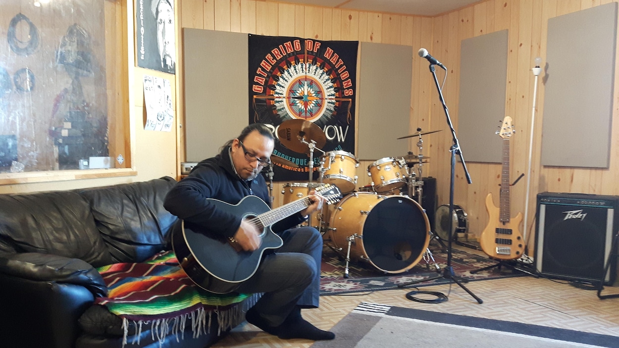 Sakay Ottawa en studio à Manawan.