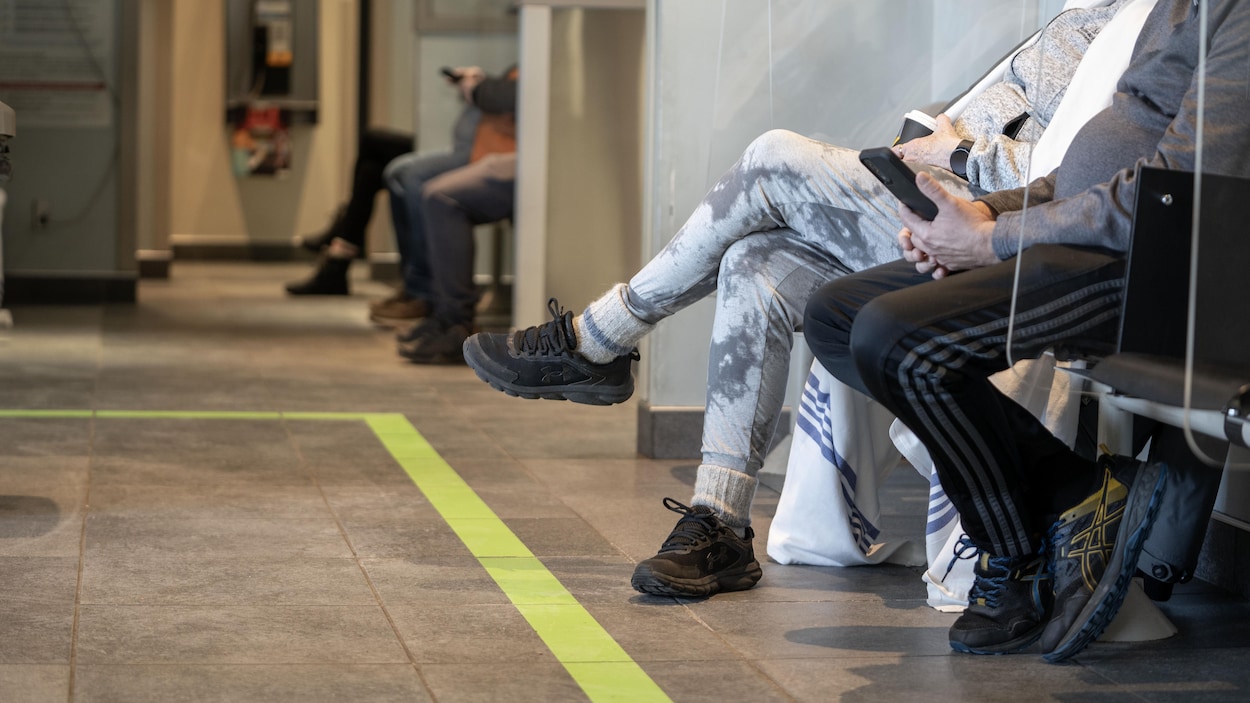 Hôpitaux : près de 430 000 Québécois partis de l'urgence sans avoir été soignés