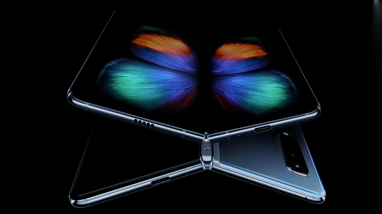 Samsung lancera vendredi son téléphone pliable Samsung lancera vendredi son téléphone pliable