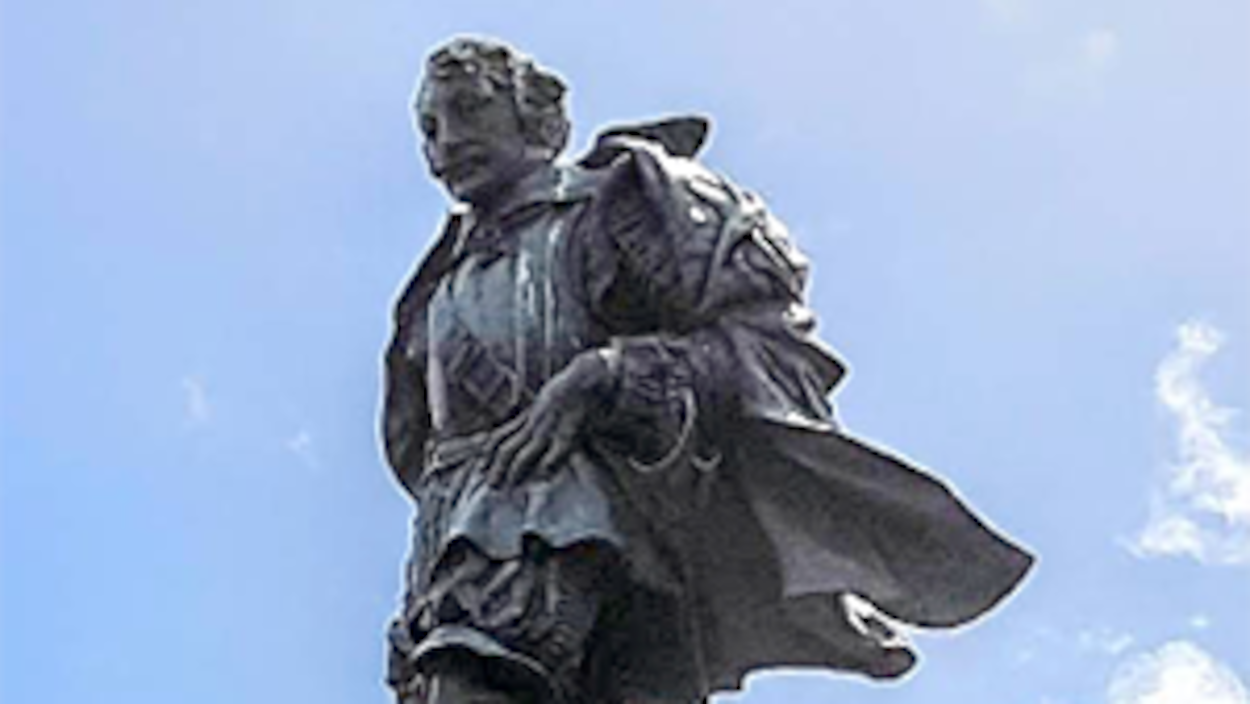 Faut-il déboulonner la statue de Samuel de Champlain?