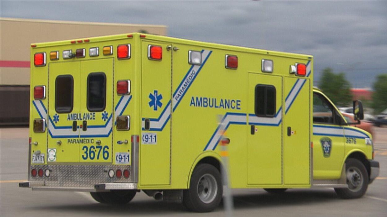 Dès le début de l'année prochaine, il y aura 3 équipes d'ambulanciers pour travailler 24 h sur 24 dans les deux villes.