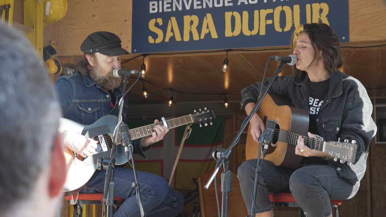 Sara Dufour dévoile Dolbeau-Mistassini lors d’un lancement immersif devant les médias