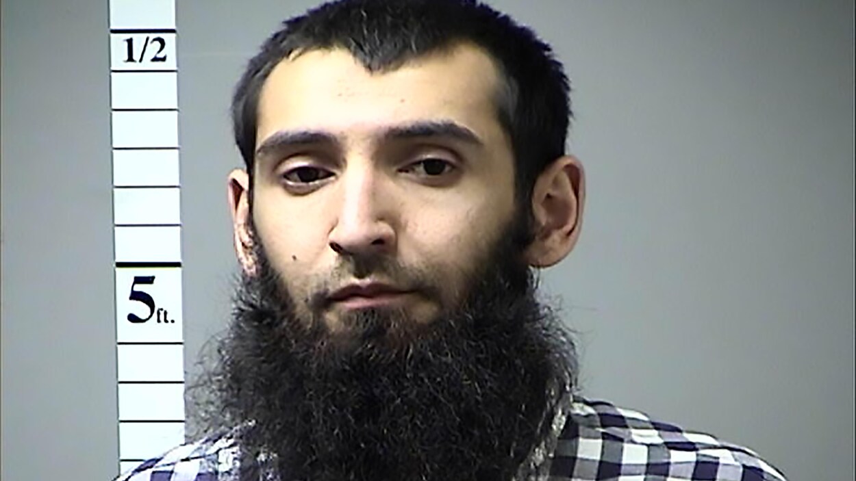 Photo policière de Sayfullo Habibullaevic Saipov. Photo policière de Sayfullo Habibullaevic Saipov.