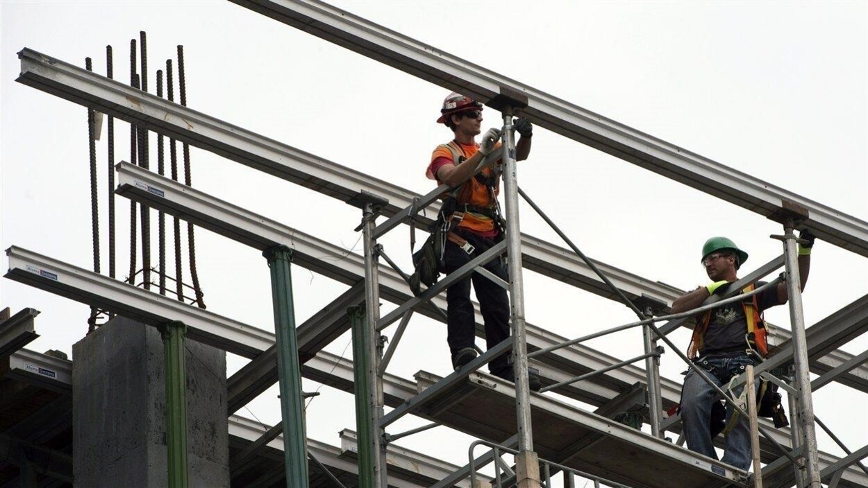 La Commission de la construction a émis un total de 148 500 chèques.
