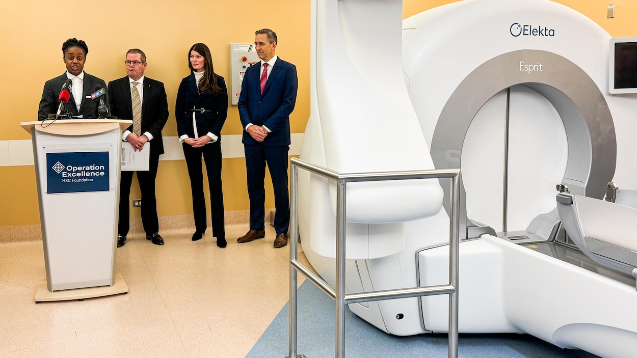 Un nouveau scalpel gamma transforme le traitement du cancer à l’HSC de Winnipeg