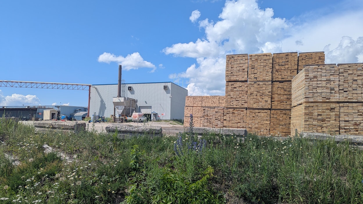 Dernier jour de travail pour les employés de la scierie Béarn