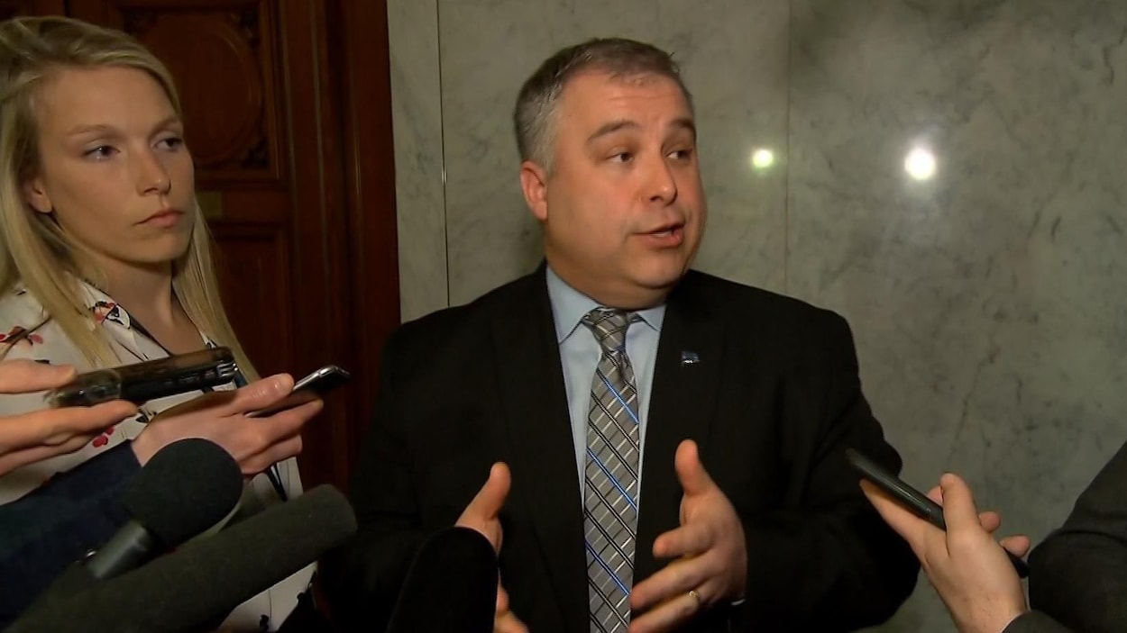 Le ministre de l'Éducation du Québec, Sébastien Proulx